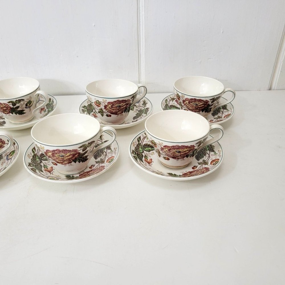 Wedgewood Surrey of Etruria Cups and Saucers Eight Sets - Picture 12 of 13